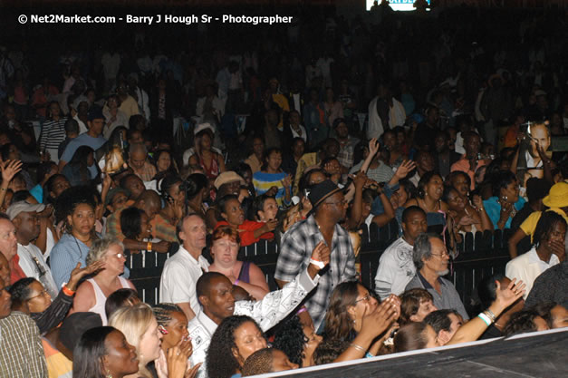 Michael Bolton - Air Jamaica Jazz & Blues Festival 2007 - The Art of Music -  Thursday, January 25th - 10th Anniversary - Air Jamaica Jazz & Blues Festival 2007 - The Art of Music - Tuesday, January 23 - Saturday, January 27, 2007, The Aqueduct on Rose Hall, Montego Bay, Jamaica - Negril Travel Guide, Negril Jamaica WI - http://www.negriltravelguide.com - info@negriltravelguide.com...!