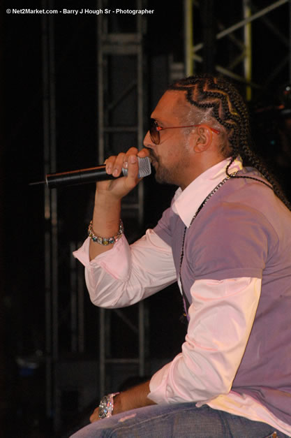 Sean Paul @ The Aqueduct on Rose Hall - Friday, January 26, 2007 - 10th Anniversary - Air Jamaica Jazz & Blues Festival 2007 - The Art of Music - Tuesday, January 23 - Saturday, January 27, 2007, The Aqueduct on Rose Hall, Montego Bay, Jamaica - Negril Travel Guide, Negril Jamaica WI - http://www.negriltravelguide.com - info@negriltravelguide.com...!