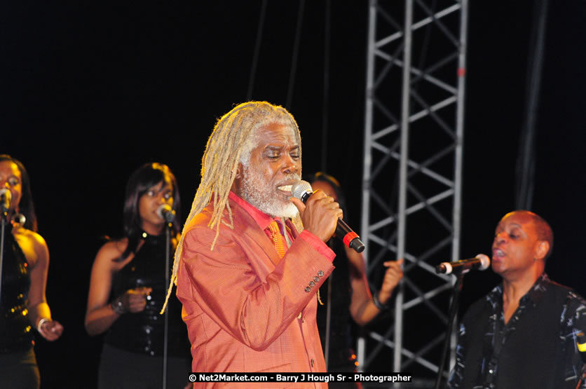 Billy Ocean at the Air Jamaica Jazz and Blues Festival 2008 The Art of Music - Saturday, January 26, 2008 - Air Jamaica Jazz & Blues 2008 The Art of Music venue at the Aqaueduct on Rose Hall Resort & Counrty Club, Montego Bay, St. James, Jamaica W.I. - Thursday, January 24 - Saturday, January 26, 2008 - Photographs by Net2Market.com - Claudine Housen & Barry J. Hough Sr, Photographers - Negril Travel Guide, Negril Jamaica WI - http://www.negriltravelguide.com - info@negriltravelguide.com...!