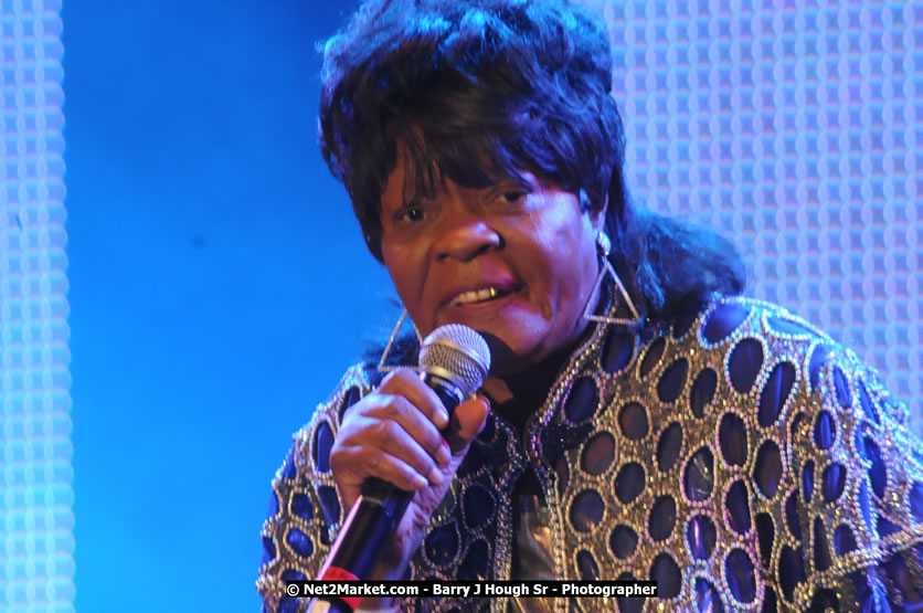 Koko Taylor at the Air Jamaica Jazz and Blues Festival 2008 The Art of Music - Saturday, January 26, 2008 - Air Jamaica Jazz & Blues 2008 The Art of Music venue at the Aqaueduct on Rose Hall Resort & Counrty Club, Montego Bay, St. James, Jamaica W.I. - Thursday, January 24 - Saturday, January 26, 2008 - Photographs by Net2Market.com - Claudine Housen & Barry J. Hough Sr, Photographers - Negril Travel Guide, Negril Jamaica WI - http://www.negriltravelguide.com - info@negriltravelguide.com...!