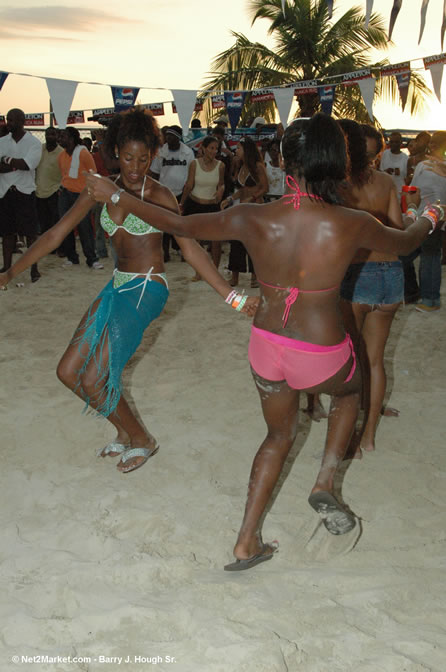 Elephant Man - Kip Rich - Lexus - Appleton Girls and many others - BIKINIS & SHORTS @ CHANCES - Appleton ATI 2005 Negril - Monday, August 1, 2005 - Sponsored by: Appleton Adult Entertainment - Negril Travel Guide, Negril Jamaica WI - http://www.negriltravelguide.com - info@negriltravelguide.com...!