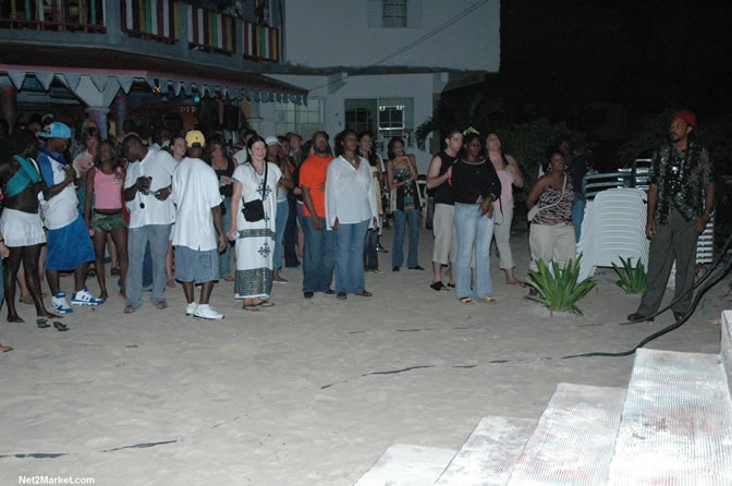 Reggae Superstar - Bush Man @ Bourbon Beach with Boddy Dread & Singing Honour - Presented by Our Music Promotions - Omar & Ama-Donna - Saturday, May 14, 2005 - Negril Travel Guide, Negril Jamaica WI - http://www.negriltravelguide.com - info@negriltravelguide.com...!