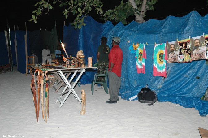 The Messenger, Reggae Super Star - Luciano - Gregory Isaacs - Bobby Dread - Swallow - backed by the Indika Band - Boubon Beach Restaurant, Beach Bar & Oceanfront Accommodations - Negril Travel Guide, Negril Jamaica WI - http://www.negriltravelguide.com - info@negriltravelguide.com...!