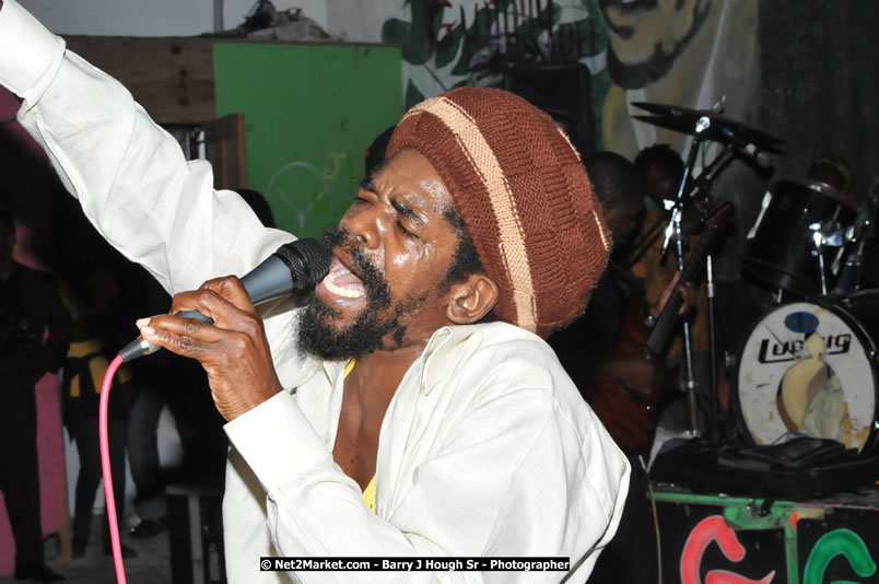  Coco Tea & Silver Cat at Bourbon Beach - Money Cologne Promotions presents The Growning of Coco Tea & Silver Cat at Bourbon Beach, Norman Manley Boulevard, Negril , Westmoreland, Jamaica W.I. - Monday, April 14, 2008 - Photographs by Barry J. Hough Sr. Photojournalist/Photograper - Photographs taken with a Nikon D70, D100, or D300 - Negril Travel Guide, Negril Jamaica WI - http://www.negriltravelguide.com - info@negriltravelguide.com...!