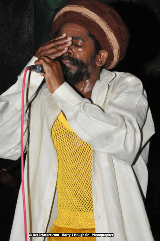  Coco Tea & Silver Cat at Bourbon Beach - Money Cologne Promotions presents The Growning of Coco Tea & Silver Cat at Bourbon Beach, Norman Manley Boulevard, Negril , Westmoreland, Jamaica W.I. - Monday, April 14, 2008 - Photographs by Barry J. Hough Sr. Photojournalist/Photograper - Photographs taken with a Nikon D70, D100, or D300 - Negril Travel Guide, Negril Jamaica WI - http://www.negriltravelguide.com - info@negriltravelguide.com...!