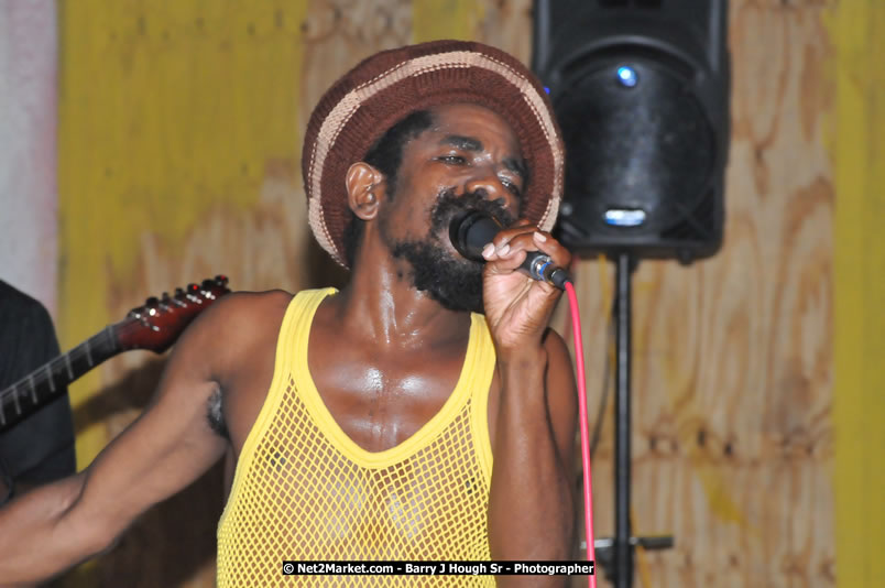  Coco Tea & Silver Cat at Bourbon Beach - Money Cologne Promotions presents The Growning of Coco Tea & Silver Cat at Bourbon Beach, Norman Manley Boulevard, Negril , Westmoreland, Jamaica W.I. - Monday, April 14, 2008 - Photographs by Net2Market.com - Barry J. Hough Sr, Photographer - Photos taken with a Nikon D300 - Negril Travel Guide, Negril Jamaica WI - http://www.negriltravelguide.com - info@negriltravelguide.com...!