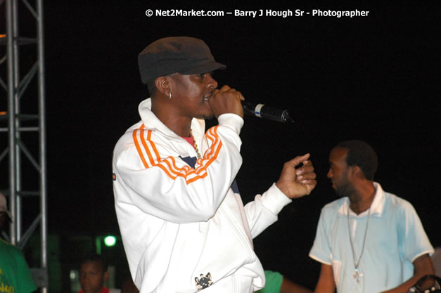 Cross De Harbour @ Lucea Car Park presented by Linkz Entertainment in association with Lucea Chamber of Commerce - Featuring Freddy Mc Gregor, Iley Dread, Mr. Vegas, Lt. Elmo, Champagne, Merital, CC, Brillant, TQ, Mad Dog, Chumps - Lucea, Hanover, Jamaica - Negril Travel Guide.com, Negril Jamaica WI - http://www.negriltravelguide.com - info@negriltravelguide.com...!