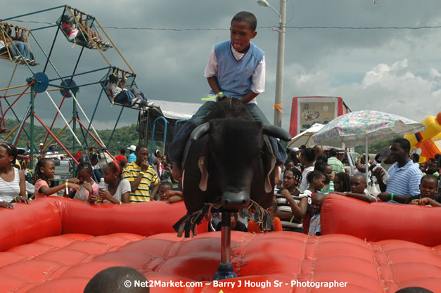 Cross De Harbour @ Lucea Car Park presented by Linkz Entertainment in association with Lucea Chamber of Commerce - Featuring Freddy Mc Gregor, Iley Dread, Mr. Vegas, Lt. Elmo, Champagne, Merital, CC, Brillant, TQ, Mad Dog, Chumps - Lucea, Hanover, Jamaica - Negril Travel Guide.com, Negril Jamaica WI - http://www.negriltravelguide.com - info@negriltravelguide.com...!