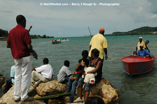 Cross De Harbour @ Lucea Car Park presented by Linkz Entertainment in association with Lucea Chamber of Commerce - Featuring Freddy Mc Gregor, Iley Dread, Mr. Vegas, Lt. Elmo, Champagne, Merital, CC, Brillant, TQ, Mad Dog, Chumps - Lucea, Hanover, Jamaica - Negril Travel Guide.com, Negril Jamaica WI - http://www.negriltravelguide.com - info@negriltravelguide.com...!