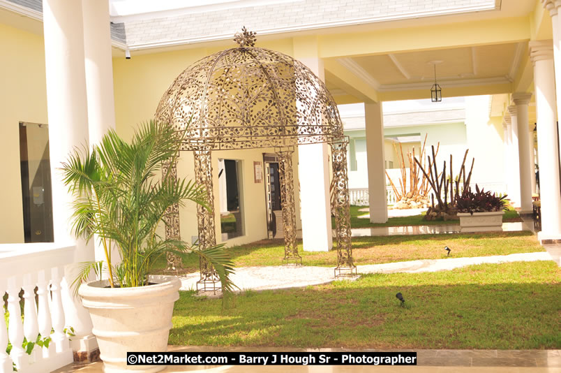 Grand Palladium Resort & Spa [Fiesta] - Host of Hanover Homecoming Foundations Celebrations - Hanover Homecoming Foundation LTD Jamaica - Wherever you roam ... Hanover bids you ... come HOME - Sunday, August 3 to Saturday, August 9, 2008 - Hanover Jamaica - Photographs by Net2Market.com - Barry J. Hough Sr. Photojournalist/Photograper - Photographs taken with a Nikon D300 - Negril Travel Guide, Negril Jamaica WI - http://www.negriltravelguide.com - info@negriltravelguide.com...!