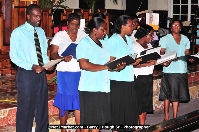 Lucea United Church - Unitied Church in Jamaica and Cayman Islands - Worship Service & Celebration of the Sacrament of Holy Communion - Special Guests: Hanover Homecoming Foundation & His excellency The Most Honourable Professor Sir Kenneth Hall Governor General of Jamaica - Sunday, August 3, 2008 - Hanover Homecoming Foundation LTD Jamaica - Wherever you roam ... Hanover bids you ... come HOME - Sunday, August 3 to Saturday, August 9, 2008 - Hanover Jamaica - Photographs by Net2Market.com - Barry J. Hough Sr. Photojournalist/Photograper - Photographs taken with a Nikon D300 - Negril Travel Guide, Negril Jamaica WI - http://www.negriltravelguide.com - info@negriltravelguide.com...!