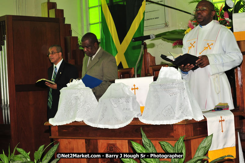 Lucea United Church - Unitied Church in Jamaica and Cayman Islands - Worship Service & Celebration of the Sacrament of Holy Communion - Special Guests: Hanover Homecoming Foundation & His excellency The Most Honourable Professor Sir Kenneth Hall Governor General of Jamaica - Sunday, August 3, 2008 - Hanover Homecoming Foundation LTD Jamaica - Wherever you roam ... Hanover bids you ... come HOME - Sunday, August 3 to Saturday, August 9, 2008 - Hanover Jamaica - Photographs by Net2Market.com - Barry J. Hough Sr. Photojournalist/Photograper - Photographs taken with a Nikon D300 - Negril Travel Guide, Negril Jamaica WI - http://www.negriltravelguide.com - info@negriltravelguide.com...!