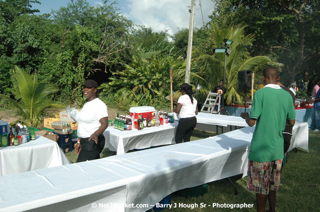 Hybrid Go Ultra - Independence Negril 2K7 - A Barefoot Beach Party @ The Hybrid Beach Cove aka Half Moon Beach Club, Sunday, August 5, 2007, Half Moon Beach, Hanover Parish, Jamaica - Negril Travel Guide.com, Negril Jamaica WI - http://www.negriltravelguide.com - info@negriltravelguide.com...!