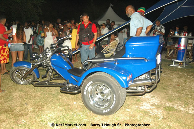 Hybrid Go Ultra - Independence Negril 2K7 - A Barefoot Beach Party @ The Hybrid Beach Cove aka Half Moon Beach Club, Sunday, August 5, 2007, Half Moon Beach, Hanover Parish, Jamaica - Negril Travel Guide.com, Negril Jamaica WI - http://www.negriltravelguide.com - info@negriltravelguide.com...!