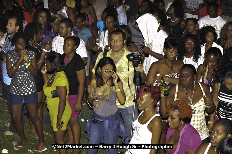 International Dancehall Queen Competition - Big Head Promotions Presents the Red Label Wine Dancehall Queen Competition - Saturday, July 26, 2008 @ Pier One, Montego Bay, Jamaica W.I. - Photographs by Net2Market.com - Barry J. Hough Sr. Photojournalist/Photograper - Photographs taken with a Nikon D300 - Negril Travel Guide, Negril Jamaica WI - http://www.negriltravelguide.com - info@negriltravelguide.com...!