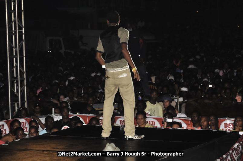 International Dancehall Queen Competition - Big Head Promotions Presents the Red Label Wine Dancehall Queen Competition - Saturday, July 26, 2008 @ Pier One, Montego Bay, Jamaica W.I. - Photographs by Net2Market.com - Barry J. Hough Sr. Photojournalist/Photograper - Photographs taken with a Nikon D300 - Negril Travel Guide, Negril Jamaica WI - http://www.negriltravelguide.com - info@negriltravelguide.com...!