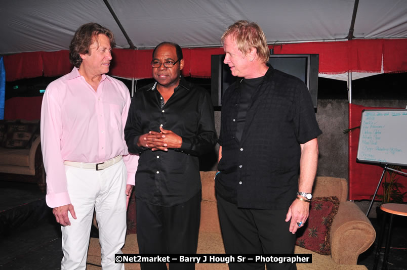 Minister of Tourism, Edmund Bartlett @ Jamaica Jazz and Blues Festival 2009 - Presented by Air Jamaica - Saturday, January 24, 2009 - Venue at the Aqueduct on Rose Hall Resort &amp; Country Club, Montego Bay, Jamaica - Thursday, January 22 - Saturday, January 24, 2009 - Photographs by Net2Market.com - Barry J. Hough Sr, Photographer/Photojournalist - Negril Travel Guide, Negril Jamaica WI - http://www.negriltravelguide.com - info@negriltravelguide.com...!