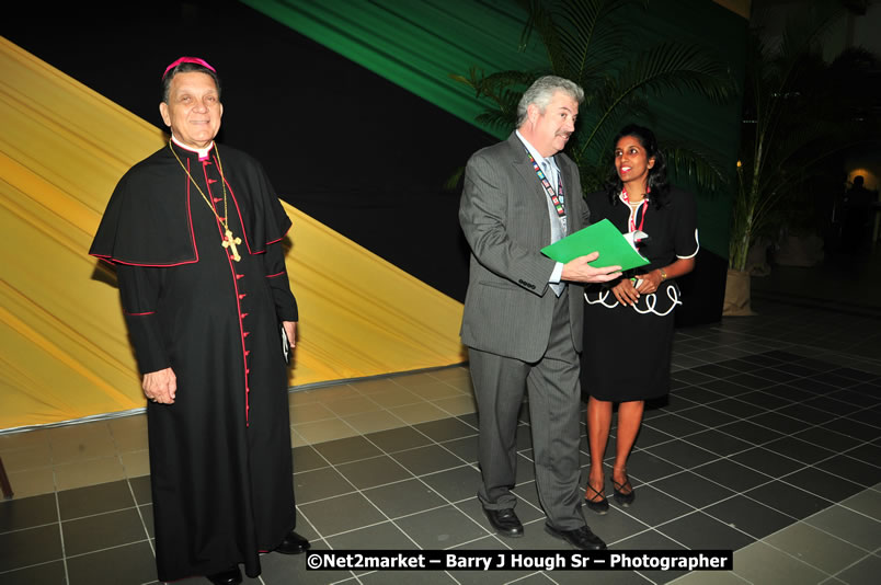 The Unveiling Of The Commemorative Plaque By The Honourable Prime Minister, Orette Bruce Golding, MP, And Their Majesties, King Juan Carlos I And Queen Sofia Of Spain - On Wednesday, February 18, 2009, Marking The Completion Of The Expansion Of Sangster International Airport, Venue at Sangster International Airport, Montego Bay, St James, Jamaica - Wednesday, February 18, 2009 - Photographs by Net2Market.com - Barry J. Hough Sr, Photographer/Photojournalist - Negril Travel Guide, Negril Jamaica WI - http://www.negriltravelguide.com - info@negriltravelguide.com...!