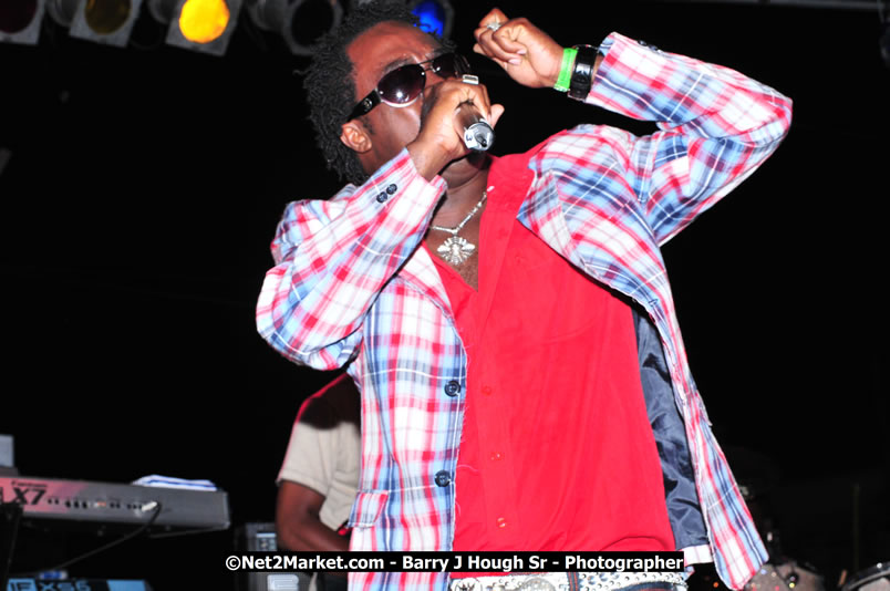 Lucea Cross the Harbour @ Lucea Car Park - All Day Event - Cross the Harbour Swim, Boat Rides, and Entertainment for the Family - Concert Featuring: Bushman, George Nooksl, Little Hero, Bushi One String, Dog Rice and many local Artists - Friday, August 1, 2008 - Lucea, Hanover Jamaica - Photographs by Net2Market.com - Barry J. Hough Sr. Photojournalist/Photograper - Photographs taken with a Nikon D300 - Negril Travel Guide, Negril Jamaica WI - http://www.negriltravelguide.com - info@negriltravelguide.com...!