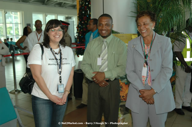 MBJ Airports Limited Welcomes WestJet Airlines - Inaugural Scheduled Service From Toronto Pearsons International Airport - Monday, December 10, 2007 - Sangster International Airport - MBJ Airports Limited, Montego Bay, Jamaica W.I. - Photographs by Net2Market.com - Barry J. Hough Sr, Photographer - Negril Travel Guide, Negril Jamaica WI - http://www.negriltravelguide.com - info@negriltravelguide.com...!