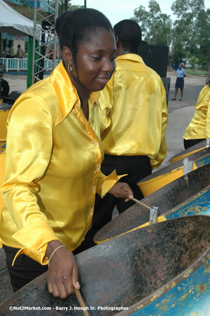 MS Freedom Of The Seas [Royal Caribbean International's - Newest Vessel] Plaques &amp; Keys Ceremony in order to commemorate its first arrival at the Port Montego Bay Photos - Negril Travel Guide, Negril Jamaica WI - http://www.negriltravelguide.com - info@negriltravelguide.com...!