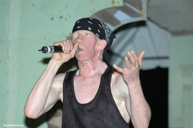 Toots & The Maytals and King of DJ - Yellowman - Also: Vengance - Skull Head - Singing Hanna - Wiskey Bagio and backed by the Hurrican Band - Money Cologne Birthday Bash @ the Samsara Hotel, West End, Negril, Jamaica - Negril Travel Guide, Negril Jamaica WI - http://www.negriltravelguide.com - info@negriltravelguide.com...!