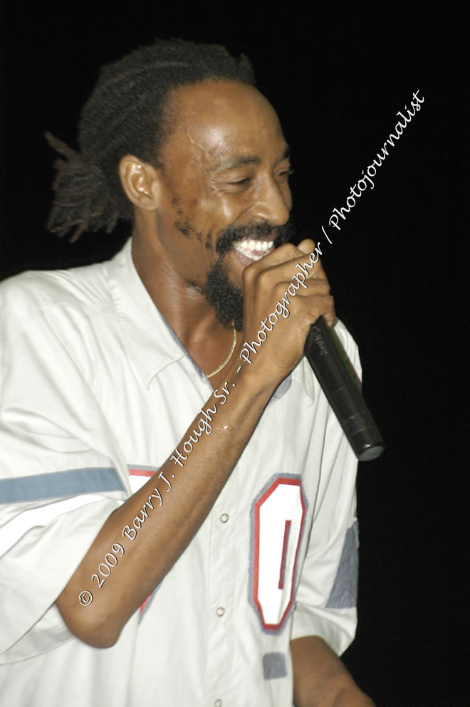  Luciano "Live in Concert" Negril Escape Resort & Spa, Openning Acts: Justice Merchant, and Timmi Burrell, Backing Band: JAH Messenjah, One Love Reggae Summer Series, West End, Negril, Westmoreland, Jamaica W.I. - Tuesday, August 11, 2009 - Photographs by Barry J. Hough Sr. Photojournalist/Photograper - Photographs taken with a Nikon D70, D100, or D300 - Negril Travel Guide, Negril Jamaica WI - http://www.negriltravelguide.com - info@negriltravelguide.com...!