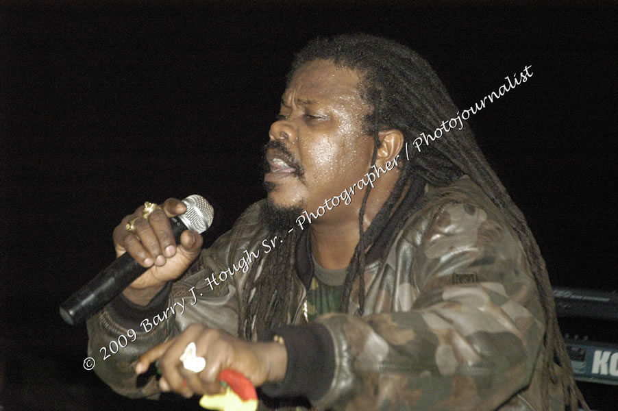  Luciano "Live in Concert" Negril Escape Resort & Spa, Openning Acts: Justice Merchant, and Timmi Burrell, Backing Band: JAH Messenjah, One Love Reggae Summer Series, West End, Negril, Westmoreland, Jamaica W.I. - Tuesday, August 11, 2009 - Photographs by Barry J. Hough Sr. Photojournalist/Photograper - Photographs taken with a Nikon D70, D100, or D300 - Negril Travel Guide, Negril Jamaica WI - http://www.negriltravelguide.com - info@negriltravelguide.com...!