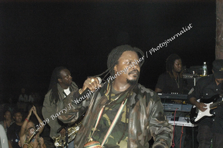  Luciano "Live in Concert" Negril Escape Resort & Spa, Openning Acts: Justice Merchant, and Timmi Burrell, Backing Band: JAH Messenjah, One Love Reggae Summer Series, West End, Negril, Westmoreland, Jamaica W.I. - Tuesday, August 11, 2009 - Photographs by Barry J. Hough Sr. Photojournalist/Photograper - Photographs taken with a Nikon D70, D100, or D300 - Negril Travel Guide, Negril Jamaica WI - http://www.negriltravelguide.com - info@negriltravelguide.com...!