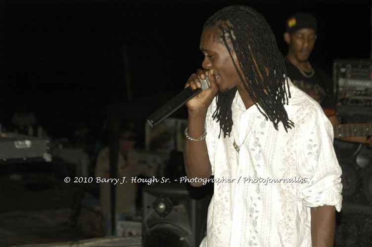 Chaka Demus & Pliers - Live In Concert @ Negril Escape Resort and Spa, December 8, 2009, One Love Drive, West End, Negril, Westmoreland, Jamaica W.I. - Photographs by Net2Market.com - Barry J. Hough Sr, Photographer/Photojournalist - Negril Travel Guide, Negril Jamaica WI - http://www.negriltravelguide.com - info@negriltravelguide.com...!