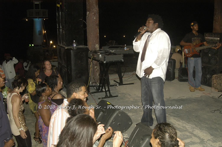 Chaka Demus & Pliers - Live In Concert @ Negril Escape Resort and Spa, December 8, 2009, One Love Drive, West End, Negril, Westmoreland, Jamaica W.I. - Photographs by Net2Market.com - Barry J. Hough Sr, Photographer/Photojournalist - Negril Travel Guide, Negril Jamaica WI - http://www.negriltravelguide.com - info@negriltravelguide.com...!