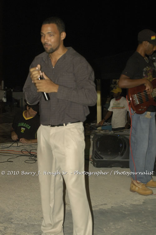 Chaka Demus & Pliers - Live In Concert @ Negril Escape Resort and Spa, December 8, 2009, One Love Drive, West End, Negril, Westmoreland, Jamaica W.I. - Photographs by Net2Market.com - Barry J. Hough Sr, Photographer/Photojournalist - Negril Travel Guide, Negril Jamaica WI - http://www.negriltravelguide.com - info@negriltravelguide.com...!