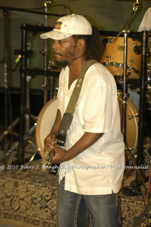 Freddy McGregor - Live In Concert @ Negril Escape Resort and Spa, One Love Drive, West End, Negril, Westmoreland, Jamaica W.I. - Photographs by Net2Market.com - Barry J. Hough Sr, Photographer/Photojournalist - Negril Travel Guide, Negril Jamaica WI - http://www.negriltravelguide.com - info@negriltravelguide.com...!