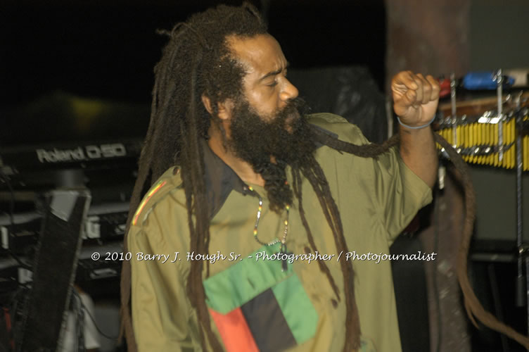 JAH Cure - Live In Concert @ Negril Escape Resort and Spa, December 15, 2009, One Love Drive, West End, Negril, Westmoreland, Jamaica W.I. - Photographs by Net2Market.com - Barry J. Hough Sr, Photographer/Photojournalist - Negril Travel Guide, Negril Jamaica WI - http://www.negriltravelguide.com - info@negriltravelguide.com...!