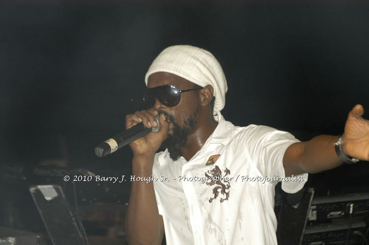 JAH Cure - Live In Concert @ Negril Escape Resort and Spa, December 15, 2009, One Love Drive, West End, Negril, Westmoreland, Jamaica W.I. - Photographs by Net2Market.com - Barry J. Hough Sr, Photographer/Photojournalist - Negril Travel Guide, Negril Jamaica WI - http://www.negriltravelguide.com - info@negriltravelguide.com...!