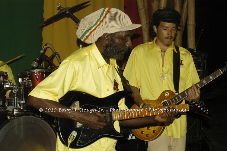 John Holt - Live in Concert - Also featuring Uprising Bank, plus DJ Gemini @ One Love Reggae Concerts Series 09/10 @ Negril Escape Resort & Spa, February 9, 2010, One Love Drive, West End, Negril, Westmoreland, Jamaica W.I. - Photographs by Net2Market.com - Barry J. Hough Sr, Photographer/Photojournalist - The Negril Travel Guide - Negril's and Jamaica's Number One Concert Photography Web Site with over 40,000 Jamaican Concert photographs Published -  Negril Travel Guide, Negril Jamaica WI - http://www.negriltravelguide.com - info@negriltravelguide.com...!