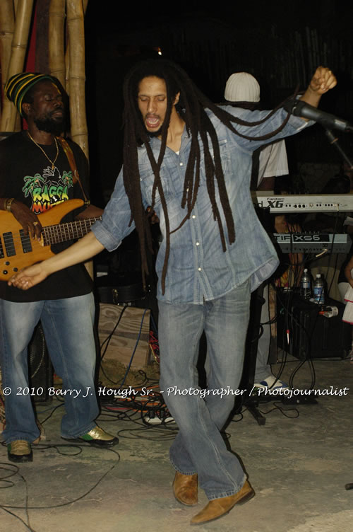 Julian Marley - Grammy Nominee & Son of the Legend Bob Marley - Live in Concert - Also featuring Ras Noble, Power Drill, Iron Head, & Robin Banks - Backing Band Roots Warrior, plus DJ Gemini @ One Love Reggae Concerts Series 09/10 @ Negril Escape Resort & Spa, February 2, 2010, One Love Drive, West End, Negril, Westmoreland, Jamaica W.I. - Photographs by Net2Market.com - Barry J. Hough Sr, Photographer/Photojournalist - The Negril Travel Guide - Negril's and Jamaica's Number One Concert Photography Web Site with over 40,000 Jamaican Concert photographs Published -  Negril Travel Guide, Negril Jamaica WI - http://www.negriltravelguide.com - info@negriltravelguide.com...!