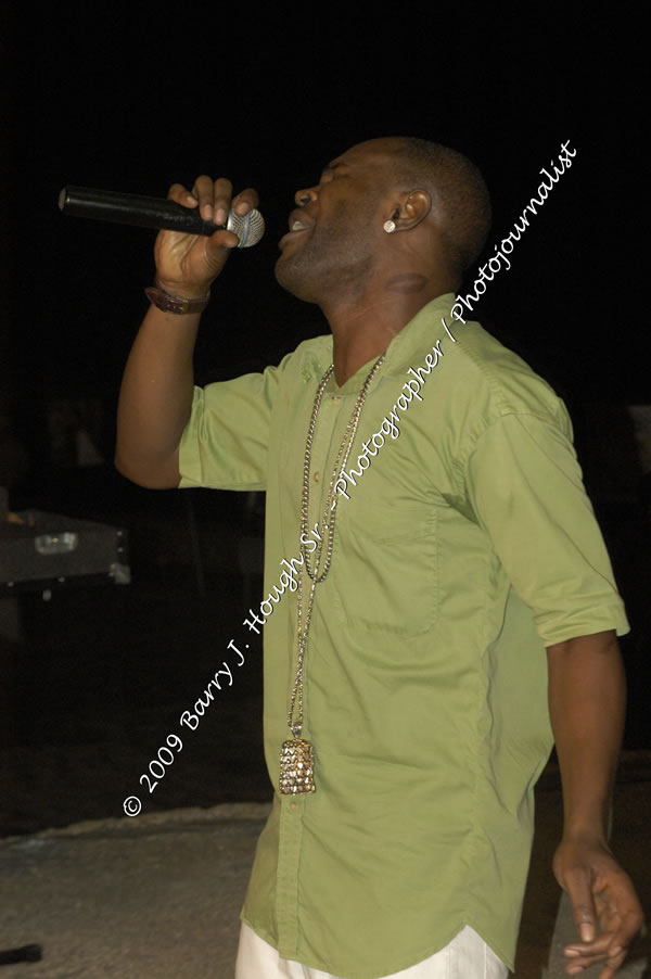  Sanchez - Live in Concert - at the One Love Reggae Concert Series 09/10 @ Negril Escape Resort & Spa - Also Featuring: Timmi Burrell and Justice Merchant- Backing Band Roots Warrior - DJ Gemini - MC Oliver Cargill, Negril Escape Resort & Spa, One Love Drive, West End, Negril, Westmoreland, Jamaica W.I. - Tuesday, November 24, 2009 - Photographs by Net2Market.com - Barry J. Hough Sr, Photographer / Photojournalist - Photos taken with a Nikon D70, D100, or D300 - Negril Travel Guide, Negril Jamaica WI - http://www.negriltravelguide.com - info@negriltravelguide.com...!