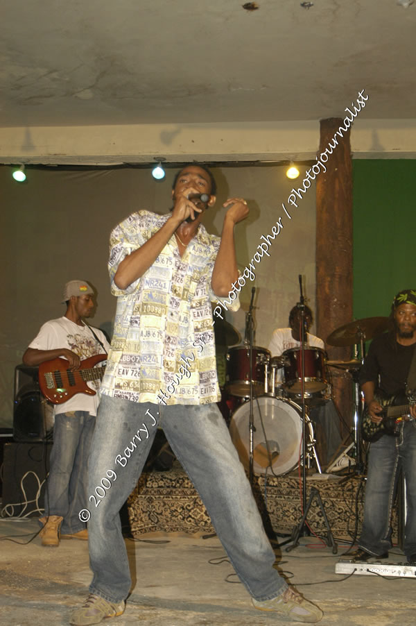  Sanchez - Live in Concert - at the One Love Reggae Concert Series 09/10 @ Negril Escape Resort & Spa - Also Featuring: Timmi Burrell and Justice Merchant- Backing Band Roots Warrior - DJ Gemini - MC Oliver Cargill, Negril Escape Resort & Spa, One Love Drive, West End, Negril, Westmoreland, Jamaica W.I. - Tuesday, November 24, 2009 - Photographs by Net2Market.com - Barry J. Hough Sr, Photographer / Photojournalist - Photos taken with a Nikon D70, D100, or D300 - Negril Travel Guide, Negril Jamaica WI - http://www.negriltravelguide.com - info@negriltravelguide.com...!