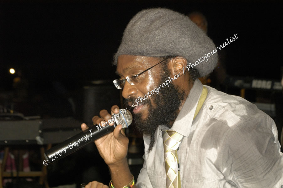  Tarrus Riley - Live in Concert - at the One Love Reggae Concert Series 09/10 @ Negril Escape Resort & Spa - Also Featuring: Mistic Bowie, Monday Justice, Cash, Dean Frazier - DJ Gemini - MC Oliver Cargill, Negril Escape Resort & Spa, One Love Drive, West End, Negril, Westmoreland, Jamaica W.I. - Tuesday, November 17, 2009 - Photographs by Net2Market.com - Barry J. Hough Sr, Photographer / Photojournalist - Photos taken with a Nikon D70, D100, or D300 - Negril Travel Guide, Negril Jamaica WI - http://www.negriltravelguide.com - info@negriltravelguide.com...!