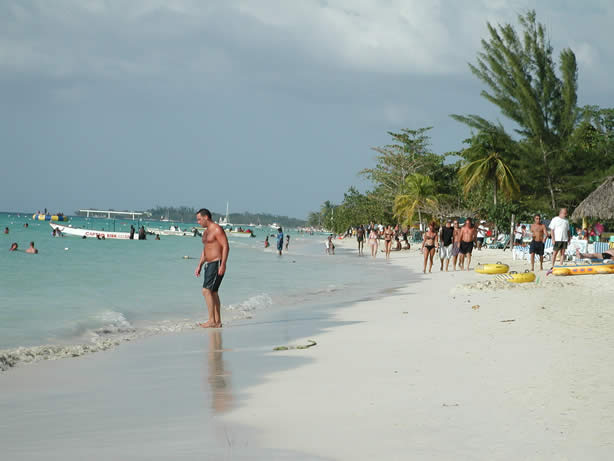 A Photo Walk along Negril's Famous Seven Mile Beach - Negril Travel Guide, Negril Jamaica WI - http://www.negriltravelguide.com - info@negriltravelguide.com...!