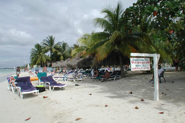 A Photo Walk along Negril's Famous Seven Mile Beach - Negril Travel Guide, Negril Jamaica WI - http://www.negriltravelguide.com - info@negriltravelguide.com...!