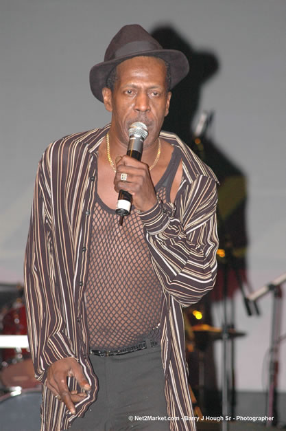 Gregory Isaacs @ Tru-Juice Rebel Salute 2007 - Saturday, January 13, 2007, Port Kaiser Sports Club, St. Elizabeth - Negril Travel Guide, Negril Jamaica WI - http://www.negriltravelguide.com - info@negriltravelguide.com...!