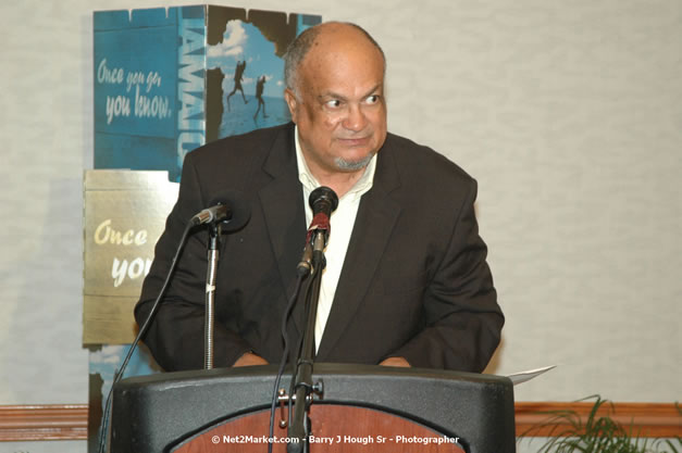 Red Cap Porters Awards - Minister of Tourism, Hon. Edmund Bartlett - Director of Tourism, Basil Smith - Friday, December 14, 2007 - Holiday Inn Sunspree, Montego Bay, Jamaica W.I. - Photographs by Net2Market.com - Barry J. Hough Sr, Photographer - Negril Travel Guide, Negril Jamaica WI - http://www.negriltravelguide.com - info@negriltravelguide.com...!