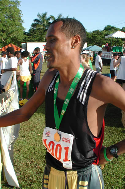 2002 Reggae Marathon & Half Marathon Photographs - Negril Travel Guide, Negril Jamaica WI - http://www.negriltravelguide.com - info@negriltravelguide.com...!