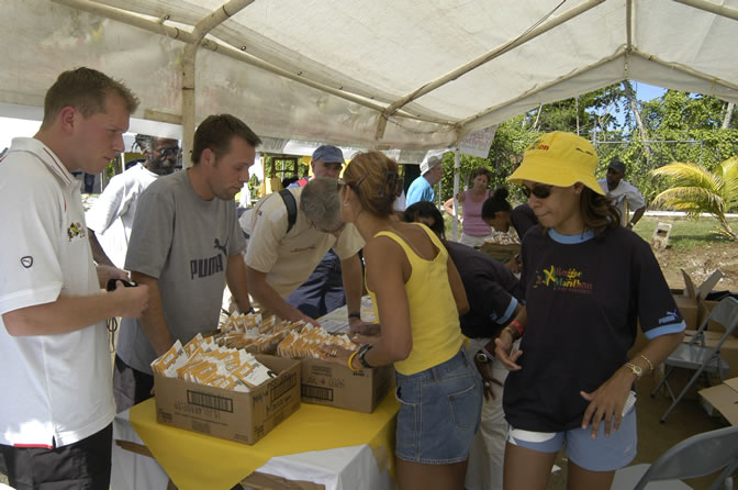 Reggae Marathon 2004 - Negril Travel Guide, Negril Jamaica WI - http://www.negriltravelguide.com - info@negriltravelguide.com...!