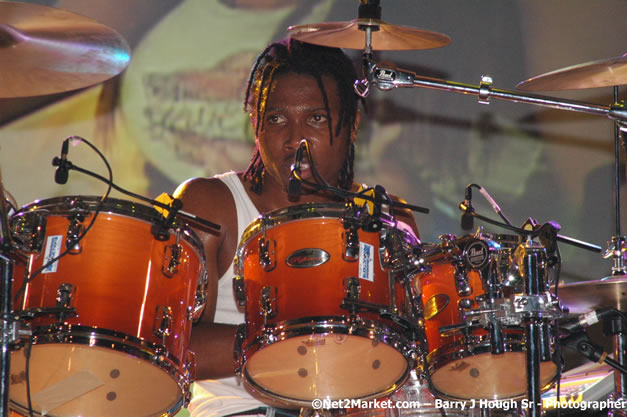 Tanya Stephens - Red Stripe Reggae Sumfest 2007 - Zenith - Saturday, July 21, 2007 - Catherine Hall, Montego Bay, St James, Jamaica W.I. - Negril Travel Guide, Negril Jamaica WI - http://www.negriltravelguide.com - info@negriltravelguide.com...!