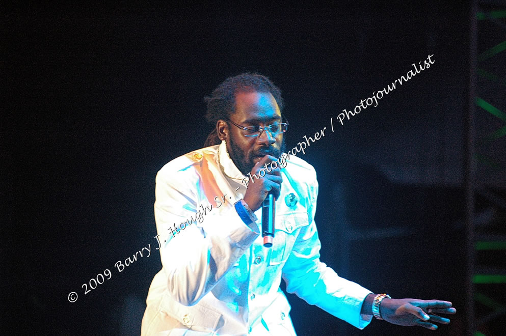 Tarrus Riley @ Reggae Sumfest 2009 - International Night 2 - Reggae Sumfest 2009,Catherine Hall, Montego Bay, St. James, Jamaica W.I. - Saturday, July 25, 2009 - Reggae Sumfest 2009, July 19 - 25, 2009 - Photographs by Net2Market.com - Barry J. Hough Sr. Photojournalist/Photograper - Photographs taken with a Nikon D70, D100, or D300 - Negril Travel Guide, Negril Jamaica WI - http://www.negriltravelguide.com - info@negriltravelguide.com...!