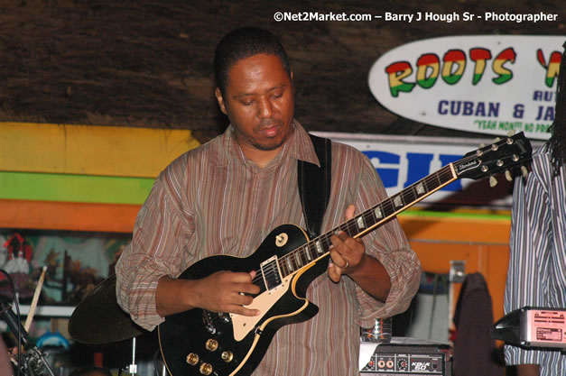 Tarrus Riley, Jimmy Riley, and Dwayne Stephensen - Money Cologne Promotions in association with "British Link Up" presents Summer Jam featuring She's Royal Tarrus Riley & Jimmy Riley - Plus Ras Slick, Sham Dawg, and Whiskey Bagio @ Roots Bamboo, Norman Manley Boulevard, Negril, Jamaica W.I. - Backed up Dean Fraser & The Hurricanne Band - MC Barry G and Rev. BB - July 25, 2007 - Negril Travel Guide.com, Negril Jamaica WI - http://www.negriltravelguide.com - info@negriltravelguide.com...!