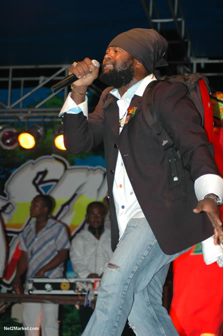 Fantan Mojah - Spring Break 2005 -  6th Anniversary - All Day - All Night - Photo Gallery - Sunday, March 13th - Long Bay Beach, Negril Jamaica - Negril Travel Guide, Negril Jamaica WI - http://www.negriltravelguide.com - info@negriltravelguide.com...!